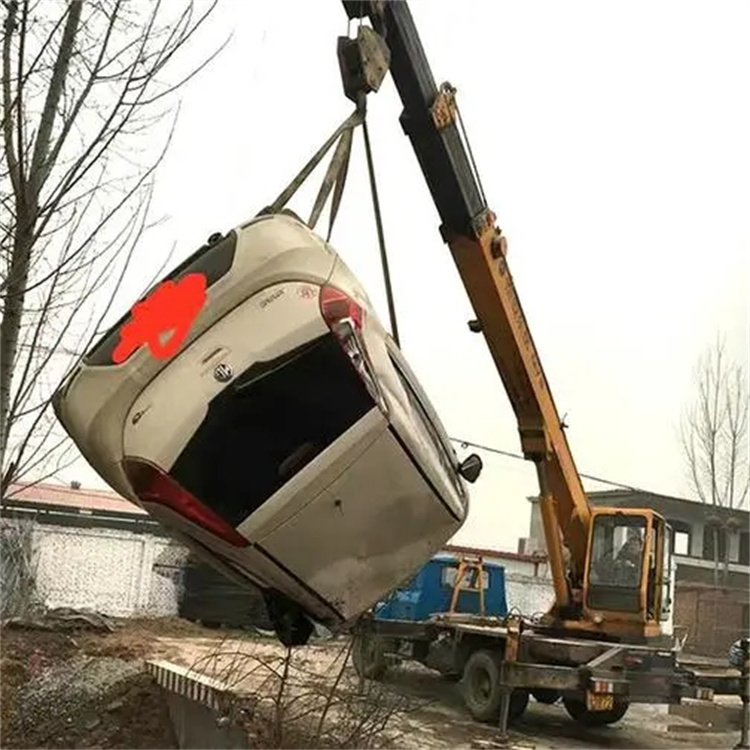 抱罗镇随时待命，吊车24小时道路救援服务全解析